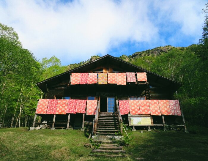 足尾の山歩きの拠点「庚申山荘」